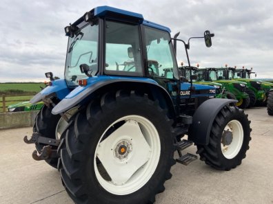 New Holland 7740 SLE