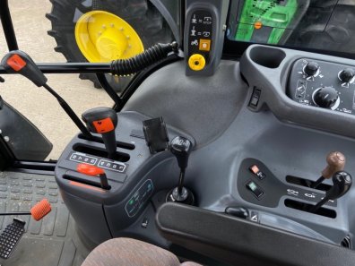 New Holland TS110 SLE