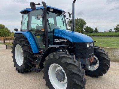 New Holland TS110 SLE