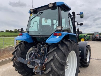 New Holland TS110 SLE