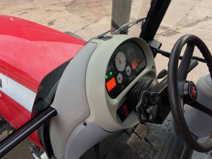 Massey Ferguson 6480