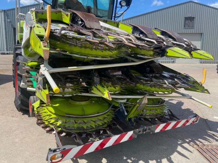 Claas 900 Orbis 12 row maize header