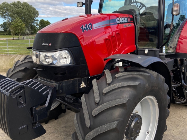 Case Maxxum 140