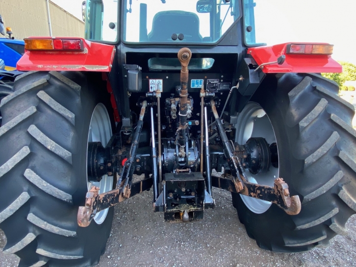 Massey Ferguson 4365