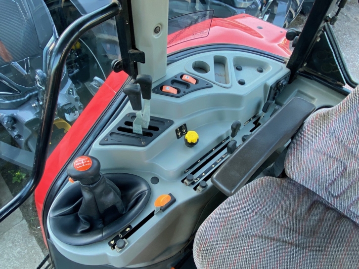 Massey Ferguson 4365