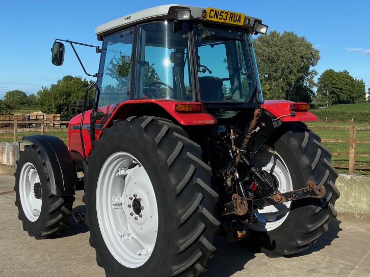 Massey Ferguson 4365