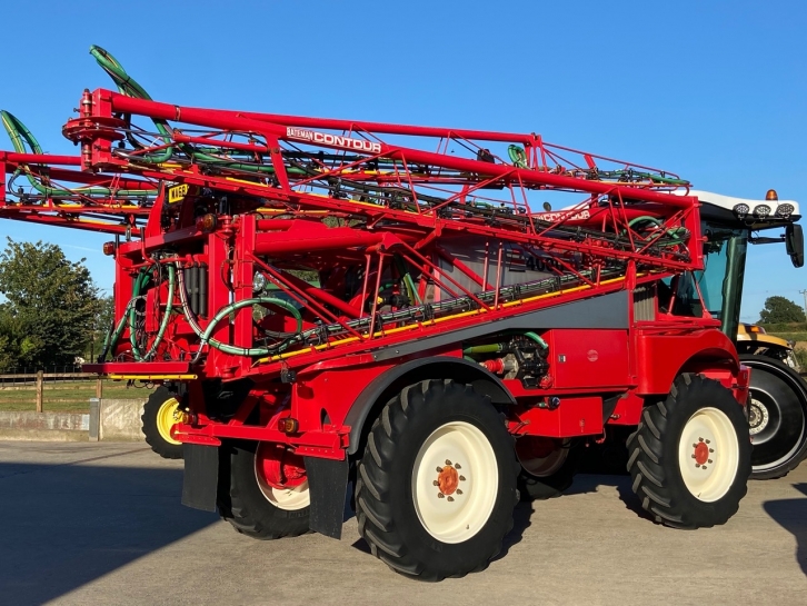 Bateman RB35 sprayer