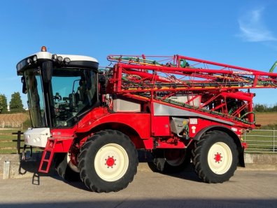 Bateman RB35 sprayer