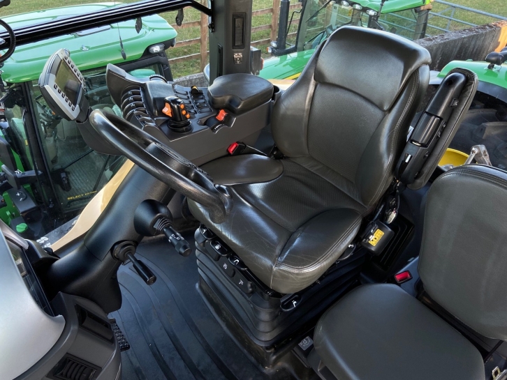CAT Challenger MT 765E