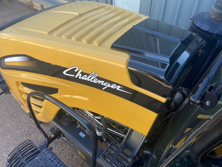 CAT Challenger MT 765E