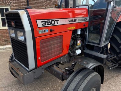 Massey Ferguson 390T