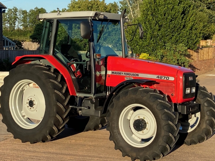 Massey Ferguson 4270