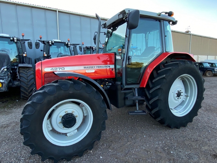 Massey Ferguson 4270