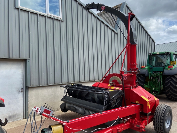 Lely Storm 130 P trailed forager