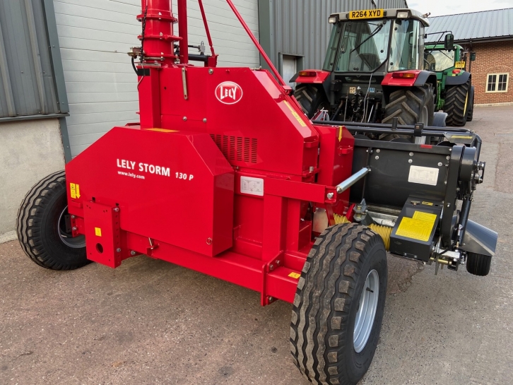 Lely Storm 130 P trailed forager