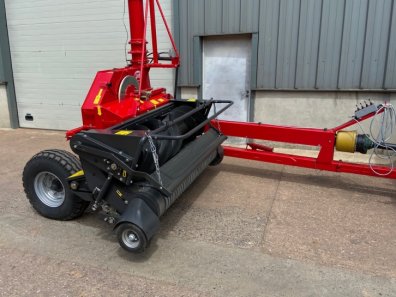 Lely Storm 130 P trailed forager
