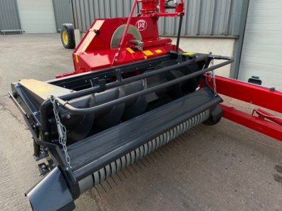Lely Storm 130 P trailed forager