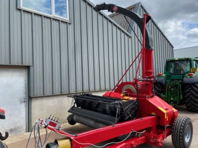 Lely Storm 130 P trailed forager