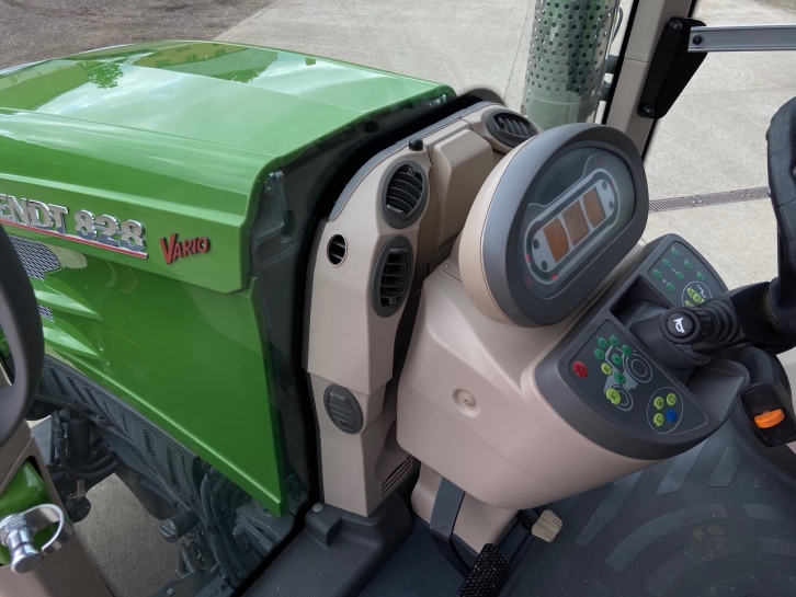 Fendt 828 Profi-Plus