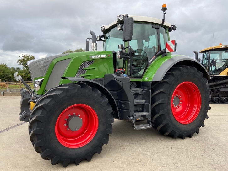Fendt 828 Profi-Plus