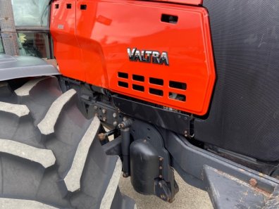 Valtra 8550