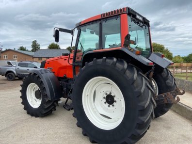 Valtra 8550