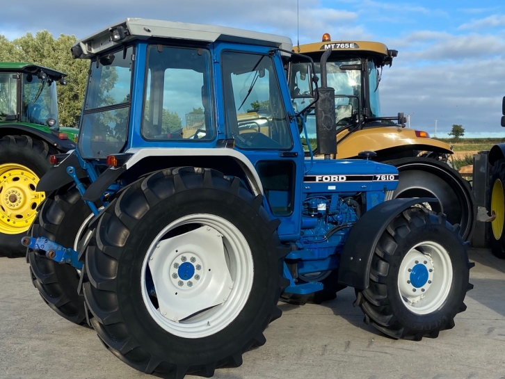 Ford 7610 II