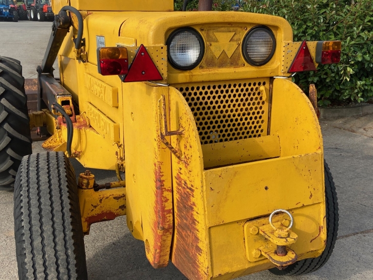 Massey Ferguson 356 loader