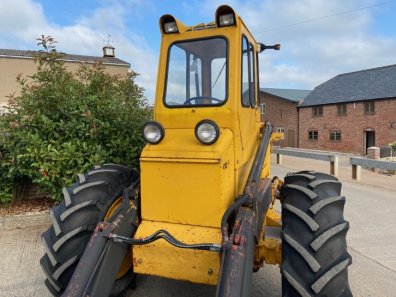 Massey Ferguson 356 loader