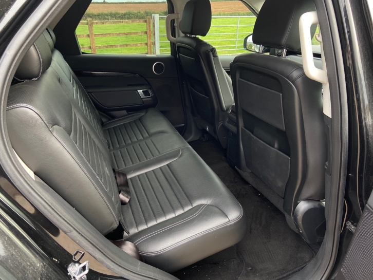 Land Rover Discovery Commercial TD6