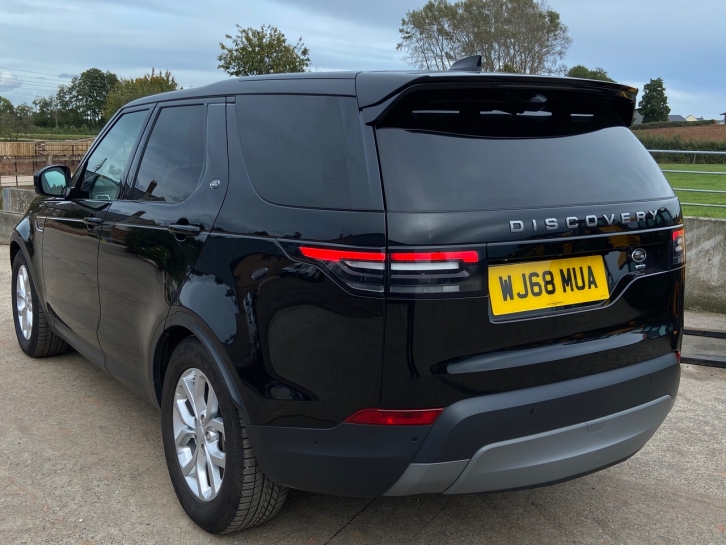 Land Rover Discovery Commercial TD6