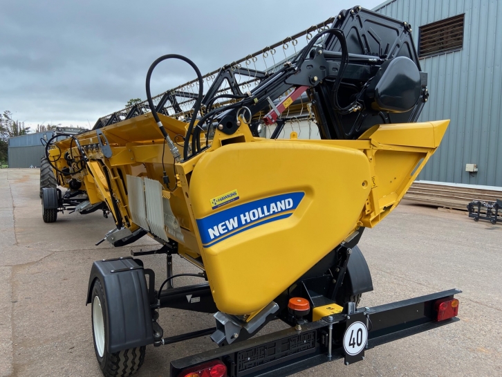 New Holland CR8.80 Revelation