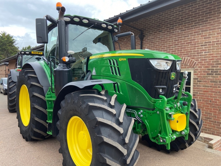 John Deere 6215R Ultimate Edition