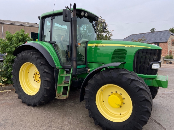 John Deere 6920S