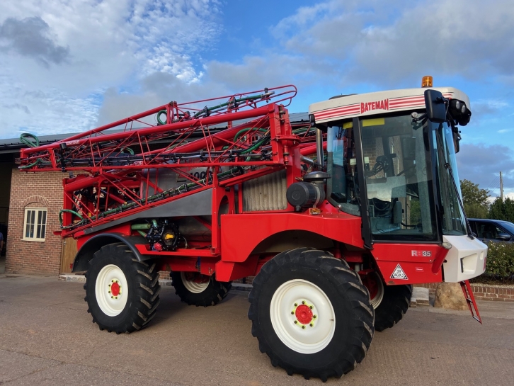 Bateman RB35 sprayer