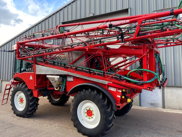 Bateman RB35 sprayer