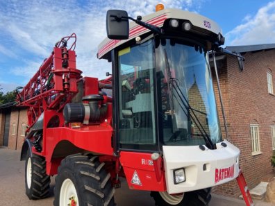 Bateman RB35 sprayer