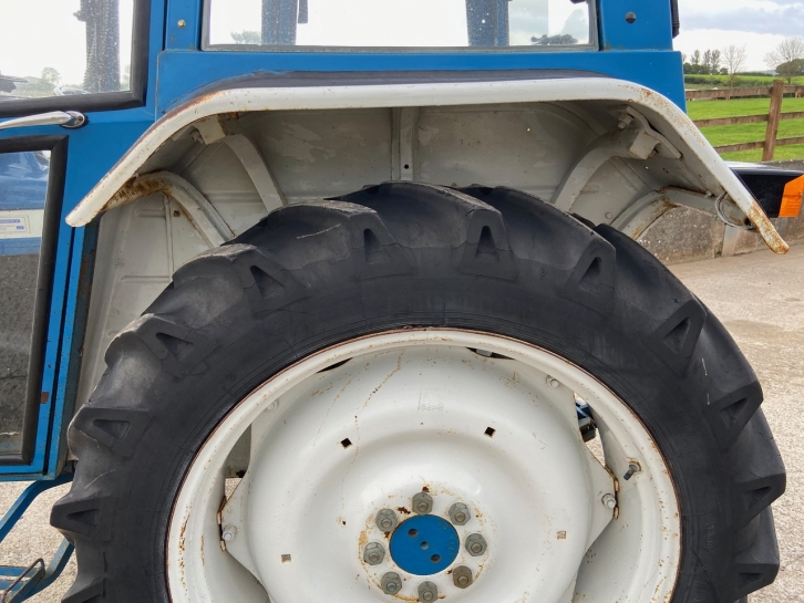Ford 4600