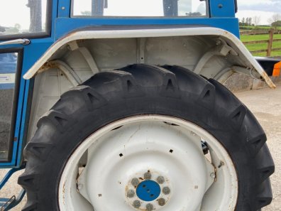 Ford 4600