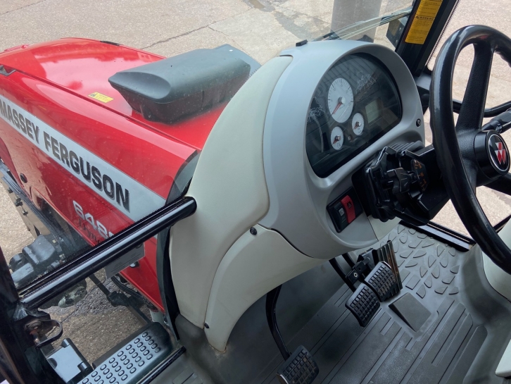 Massey Ferguson 6480