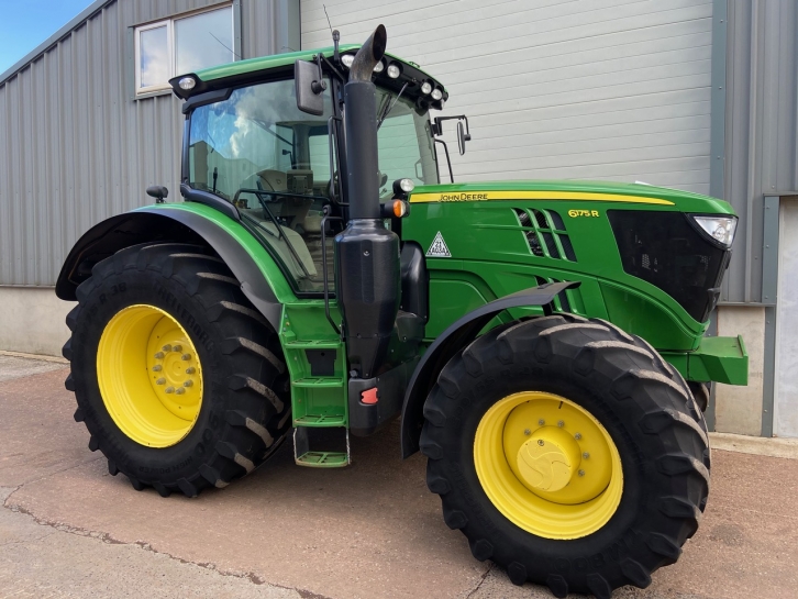 John Deere 6175R