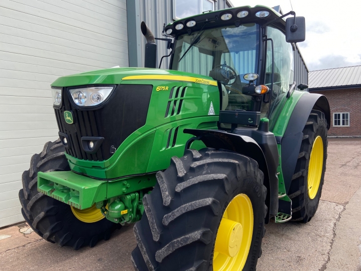 John Deere 6175R