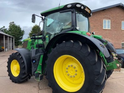 John Deere 6175R