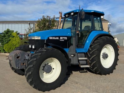 New Holland 8770