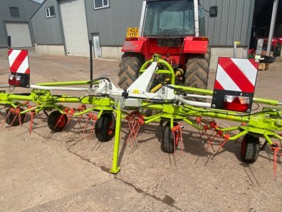 Claas Volto 900