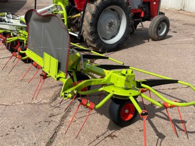 Claas Volto 900