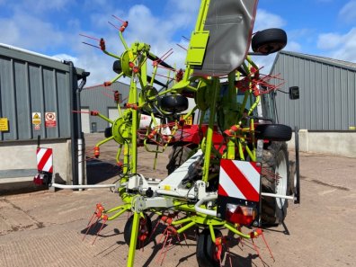 Claas Volto 900