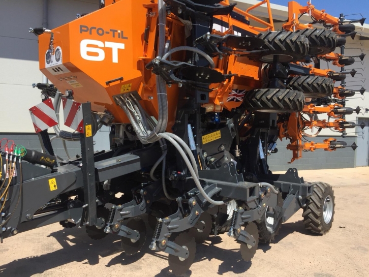 Mzuri Pro-Till 6T drill