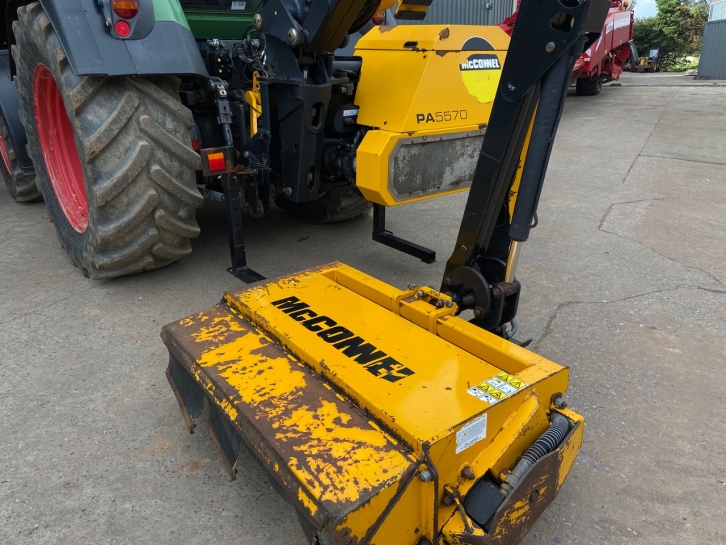 McConnel 5570 hedge trimmer