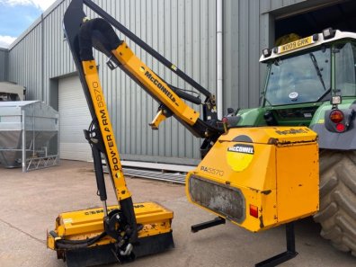 McConnel 5570 hedge trimmer